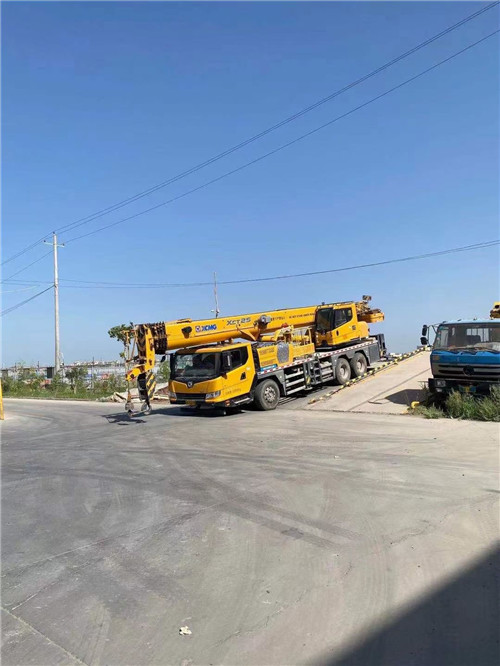 项城市吊车作业时，可能会产生哪些额外收费项目？